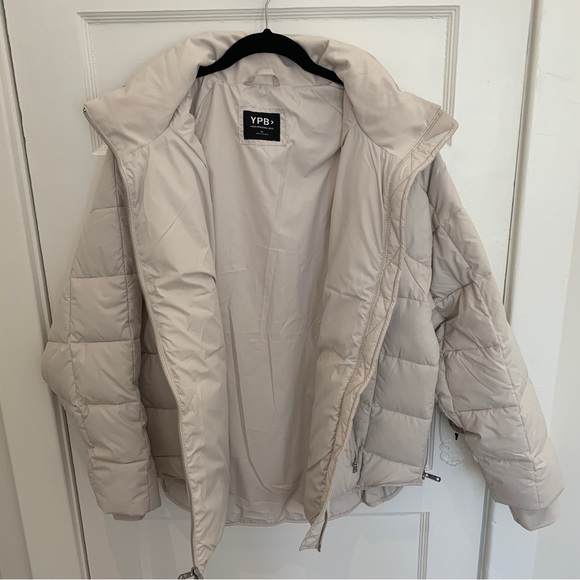 Abercrombie On The Go Puffer, size XL - Picture 4 of 14